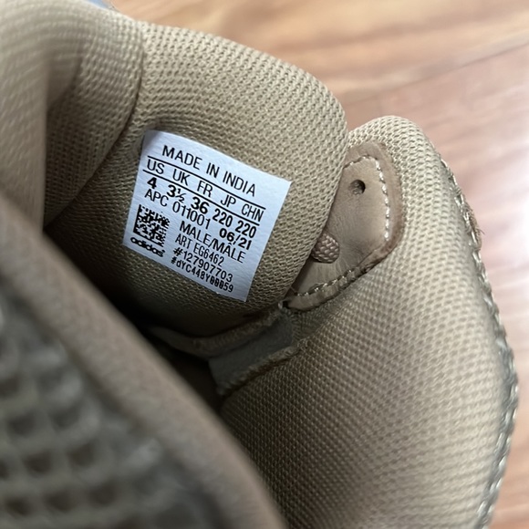 Yeezy Desert Boot “Rock” - Picture 4 of 6